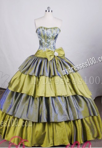Beautiful Yellow Green Sweetheart Layered Quinceanera Gown